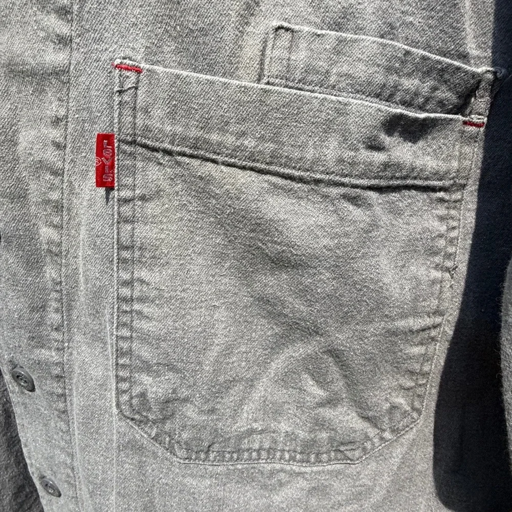 Levis Diamond Label Mens XL Gray Denim Button Down Shirt Long Sleeve Vintage 90s